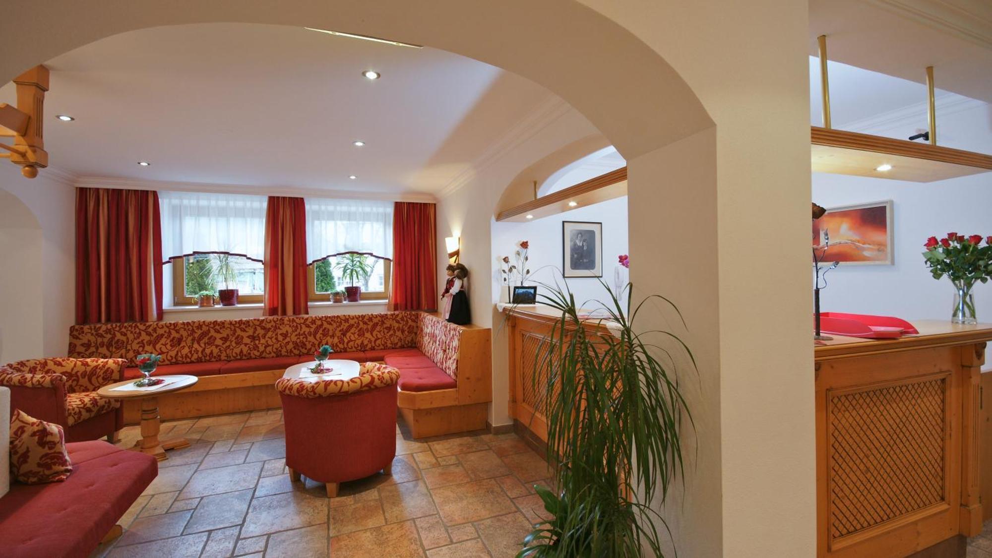 Hotel-Garni Weidacherhof Leutasch Buitenkant foto