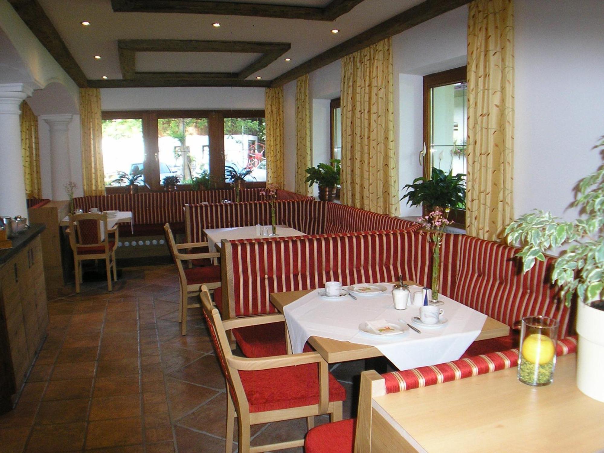 Hotel-Garni Weidacherhof Leutasch Buitenkant foto