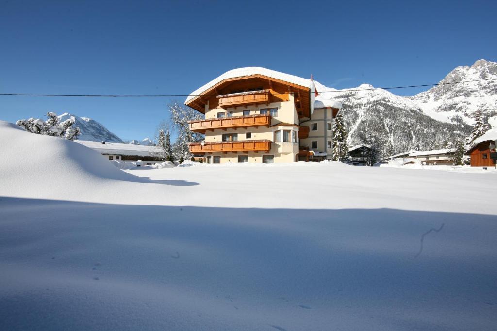 Hotel-Garni Weidacherhof Leutasch Buitenkant foto